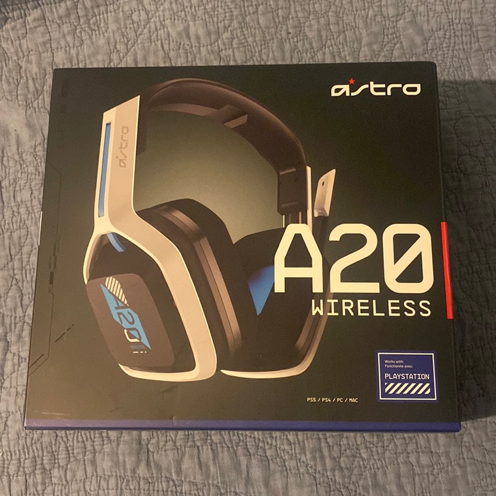 Astro a20 wireless headset brand new